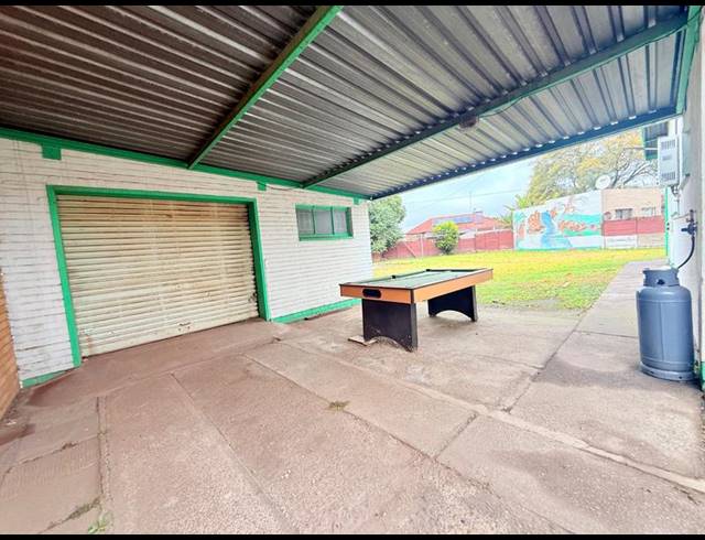 3 BEDROOM HOUSE FOR SALE IN VANDERBIJLPARK CE 2